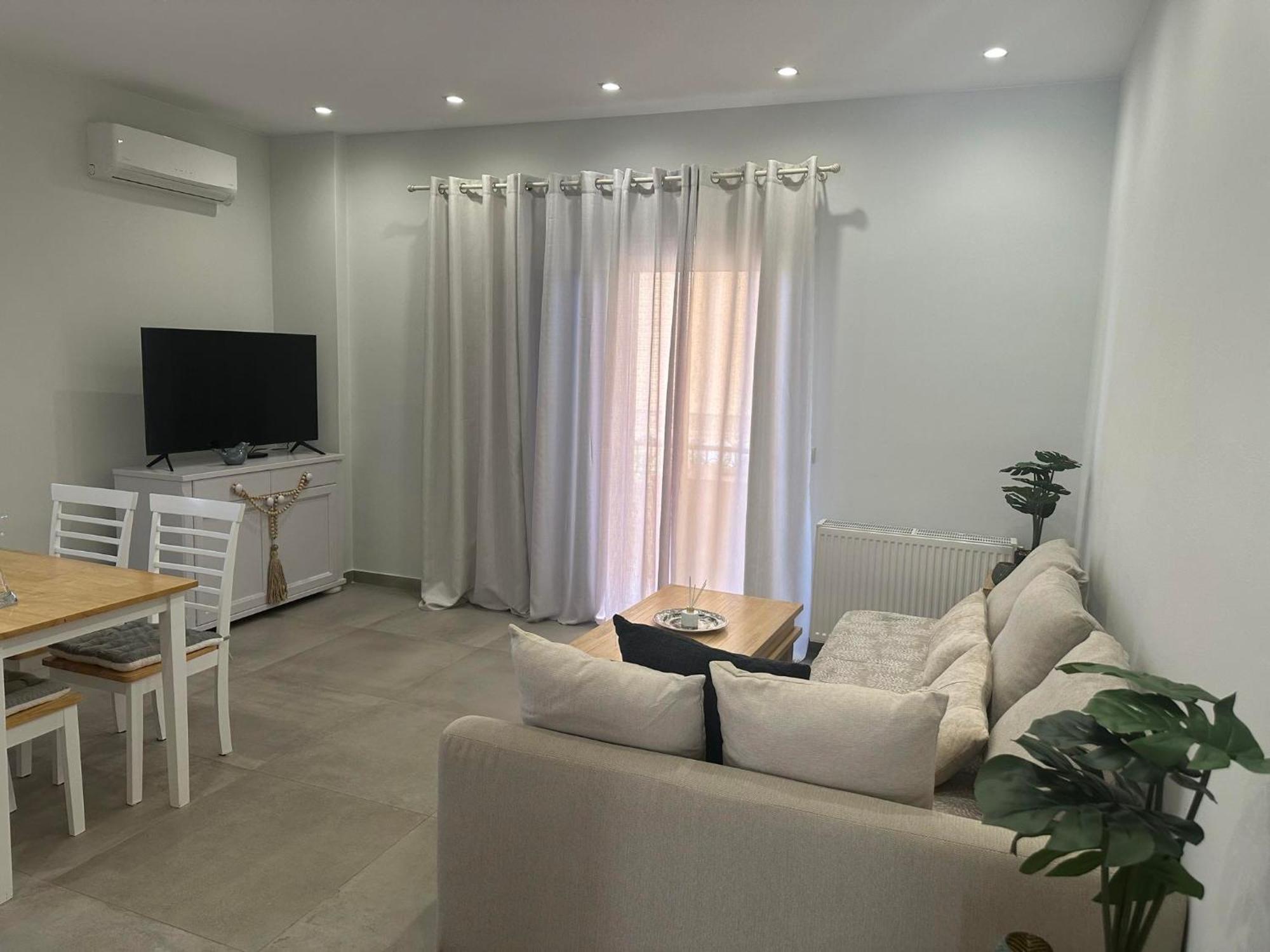 Mimozas Apartment Porto Heli Bagian luar foto